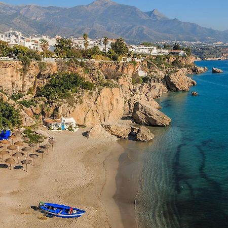 Wonderful Flat With Seaview In Nerja Apartment Bagian luar foto
