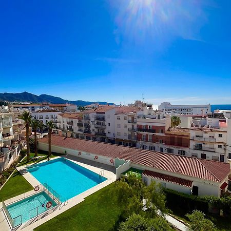 Wonderful Flat With Seaview In Nerja Apartment Bagian luar foto